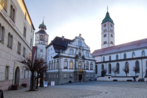 Barockes Rathaus von Wangen im Allgäu mit seiner prachtvollen Fassade