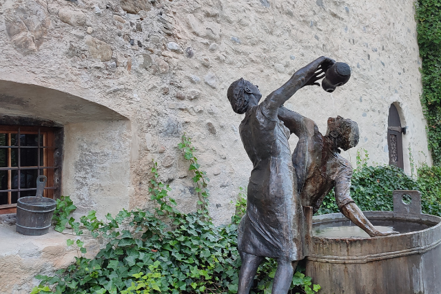 Der Kopfwäschebrunnen in Wangen, ein historisches Wahrzeichen der Stadt